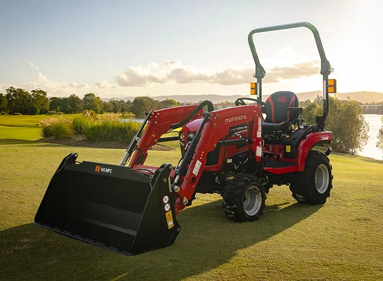 Mahindra 1126 HST Compact Tractor