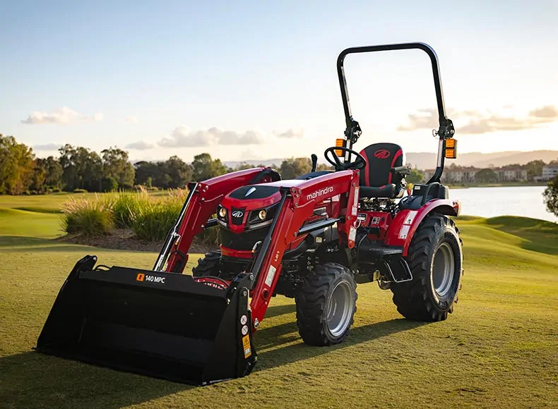 Mahindra 2126 HST Compact Tractor
